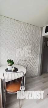 2-к квартира, вторичка, 52м2, 1/4 этаж