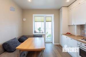 2-к квартира, вторичка, 68м2, 8/9 этаж