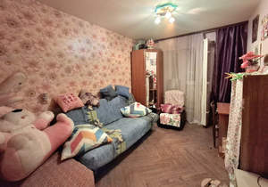 4-к квартира, вторичка, 74м2, 9/9 этаж