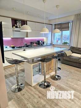 2-к квартира, вторичка, 87м2, 8/9 этаж