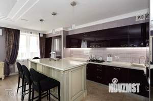 3-к квартира, вторичка, 144м2, 7/10 этаж