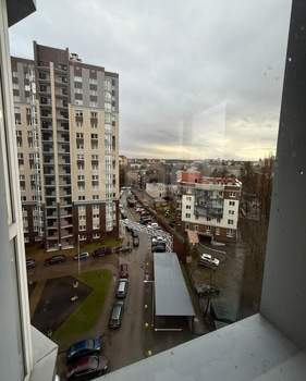 2-к квартира, вторичка, 73м2, 9/16 этаж