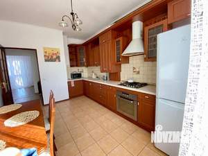 2-к квартира, вторичка, 64м2, 2/3 этаж