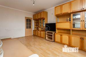 3-к квартира, вторичка, 74м2, 8/9 этаж