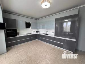 3-к квартира, вторичка, 134м2, 2/4 этаж