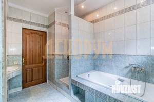 4-к квартира, вторичка, 101м2, 1/3 этаж