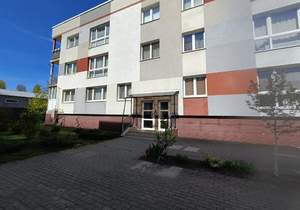 2-к квартира, вторичка, 61м2, 1/3 этаж