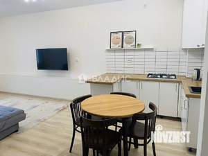 2-к квартира, вторичка, 62м2, 1/10 этаж