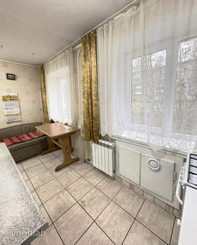 2-к квартира, вторичка, 56м2, 1/5 этаж