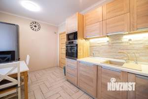 2-к квартира, вторичка, 58м2, 1/3 этаж