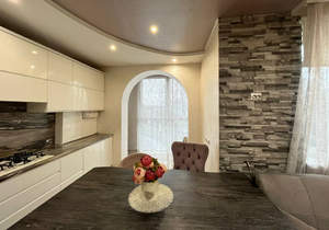 2-к квартира, вторичка, 74м2, 4/4 этаж