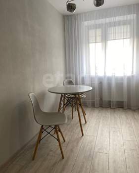 2-к квартира, вторичка, 59м2, 14/14 этаж