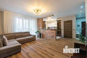 2-к квартира, вторичка, 68м2, 8/8 этаж