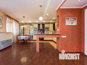 4-к квартира, вторичка, 151м2, 2/4 этаж