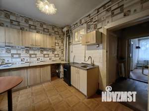 2-к квартира, вторичка, 37м2, 1/3 этаж