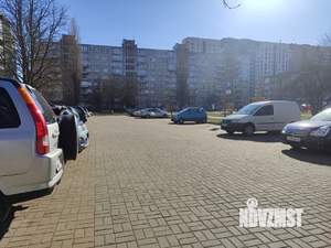 3-к квартира, вторичка, 64м2, 1/9 этаж
