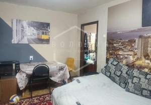 2-к квартира, вторичка, 44м2, 1/4 этаж