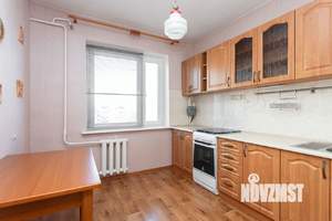 2-к квартира, вторичка, 50м2, 5/5 этаж