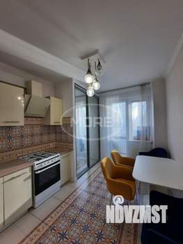 2-к квартира, вторичка, 60м2, 1/8 этаж