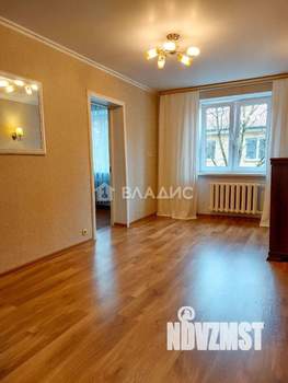 3-к квартира, вторичка, 61м2, 2/5 этаж