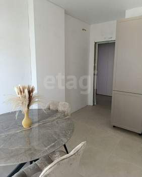 2-к квартира, вторичка, 64м2, 7/10 этаж