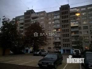 3-к квартира, вторичка, 64м2, 1/9 этаж