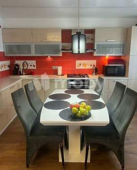 3-к квартира, вторичка, 101м2, 1/5 этаж