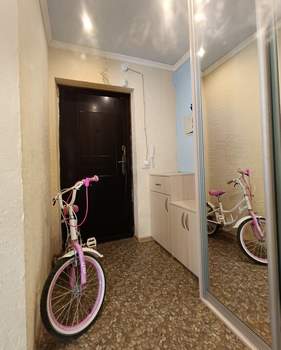 2-к квартира, вторичка, 61м2, 1/3 этаж