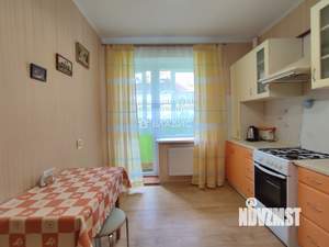 1-к квартира, вторичка, 40м2, 1/4 этаж