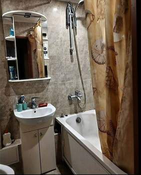 2-к квартира, вторичка, 49м2, 5/5 этаж