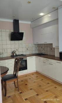 2-к квартира, вторичка, 54м2, 1/5 этаж