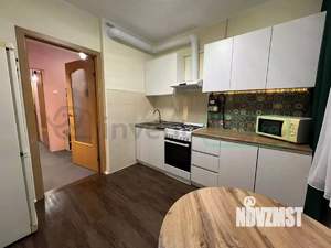 3-к квартира, вторичка, 65м2, 1/5 этаж