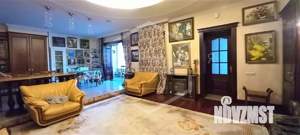 3-к квартира, вторичка, 160м2, 1/4 этаж