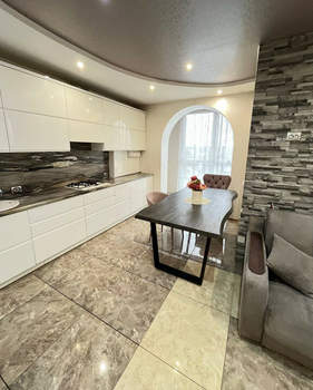 2-к квартира, вторичка, 74м2, 4/4 этаж