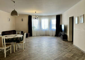 2-к квартира, вторичка, 75м2, 2/4 этаж