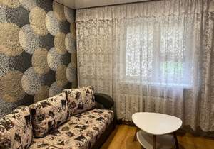 2-к квартира, вторичка, 32м2, 1/3 этаж