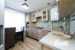 3-к квартира, вторичка, 72м2, 9/9 этаж