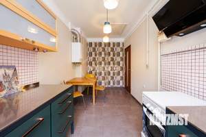 2-к квартира, вторичка, 63м2, 5/5 этаж