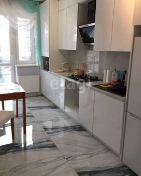 1-к квартира, вторичка, 42м2, 3/7 этаж