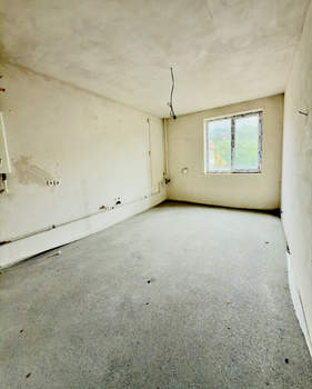 2-к квартира, вторичка, 68м2, 1/3 этаж