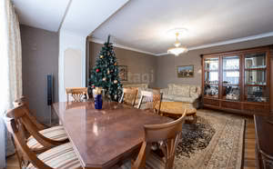 3-к квартира, вторичка, 109м2, 4/5 этаж