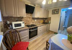 4-к квартира, вторичка, 90м2, 2/2 этаж