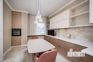 3-к квартира, вторичка, 105м2, 1/4 этаж