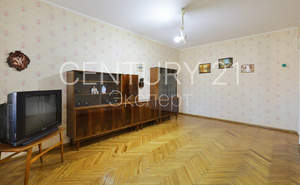 2-к квартира, вторичка, 61м2, 4/5 этаж