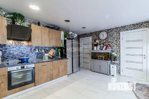 4-к квартира, вторичка, 100м2, 9/9 этаж