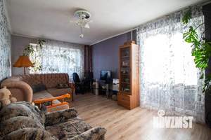 4-к квартира, вторичка, 74м2, 8/9 этаж
