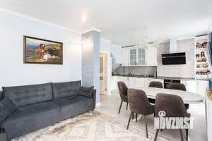 4-к квартира, вторичка, 153м2, 9/10 этаж