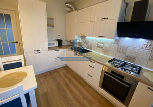 4-к квартира, вторичка, 91м2, 4/4 этаж