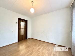 4-к квартира, вторичка, 62м2, 1/5 этаж