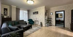 3-к квартира, вторичка, 84м2, 7/10 этаж